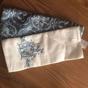 Disney Parks 2 pack blue/white kitchen towels